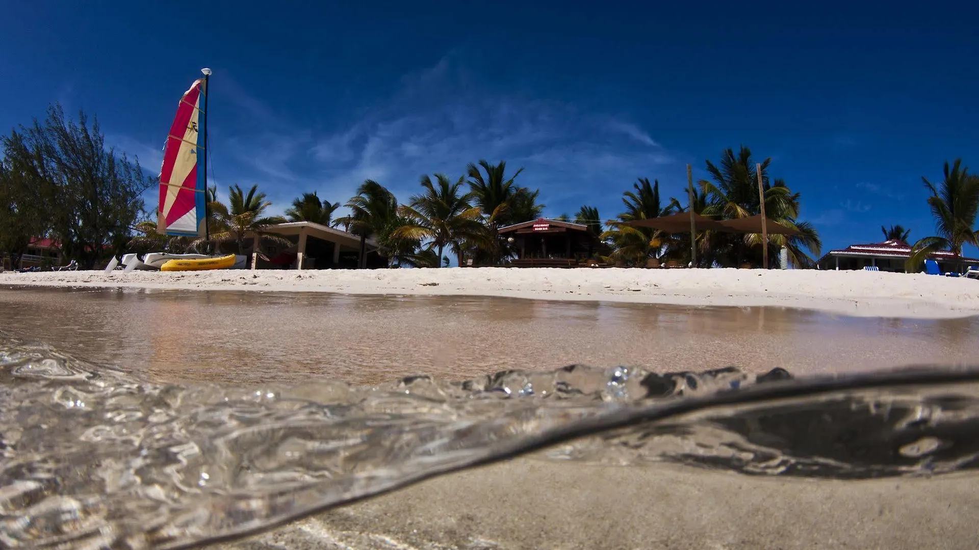 Bohio Dive Resort Cockburn Town 3*,  Islas Turks y Caicos